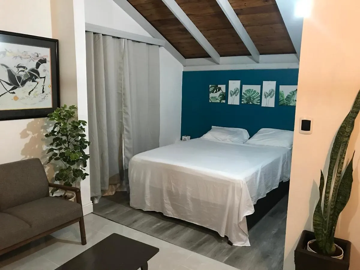 Ramel'S Tropical Suites Cunupia Village